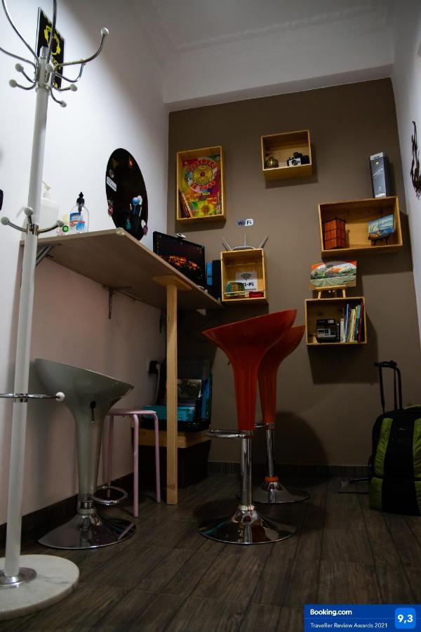 The Zen Apartment Athena Bagian luar foto